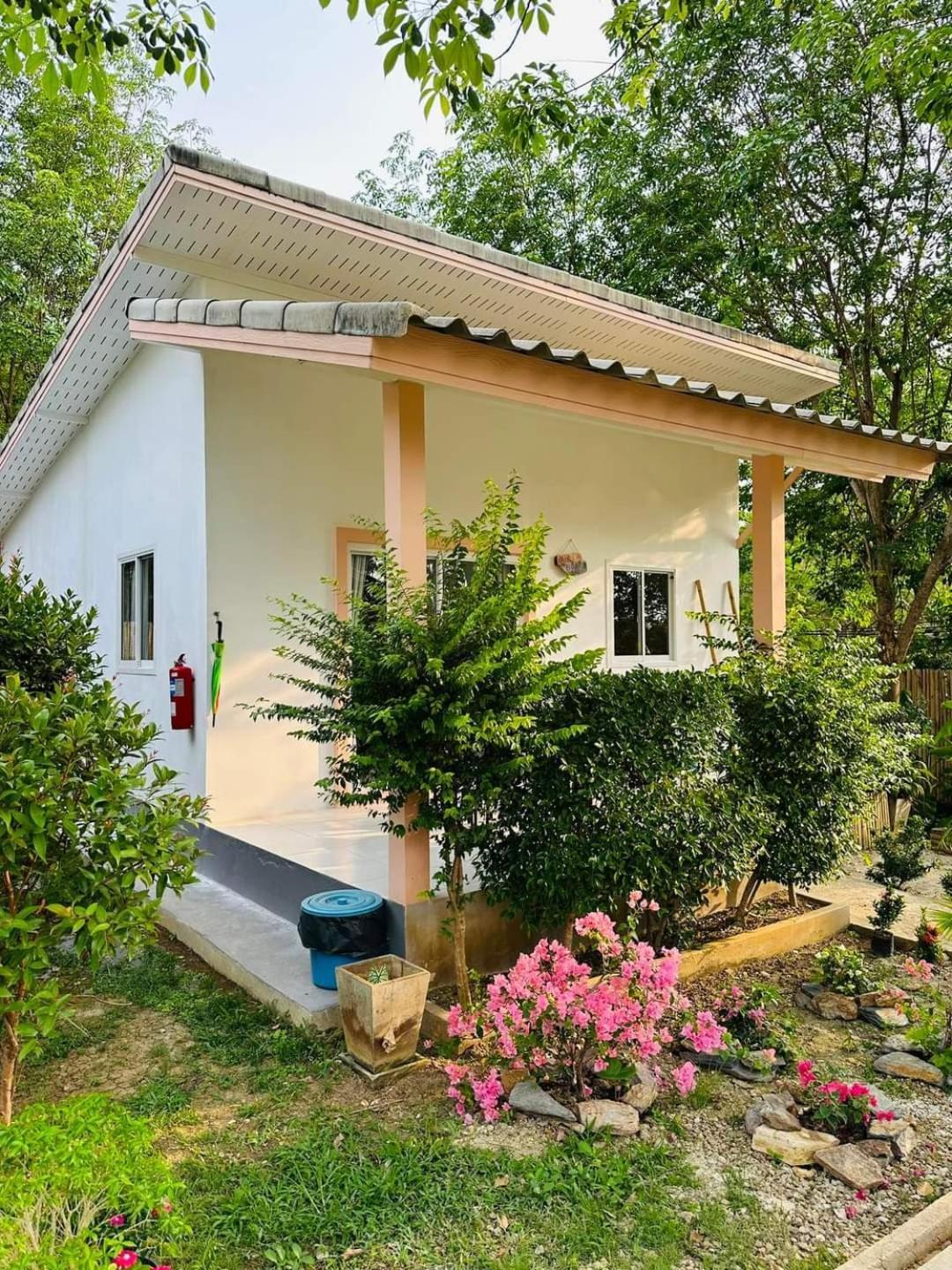 Enda Lanta Bungalows Koh Lanta Exterior photo